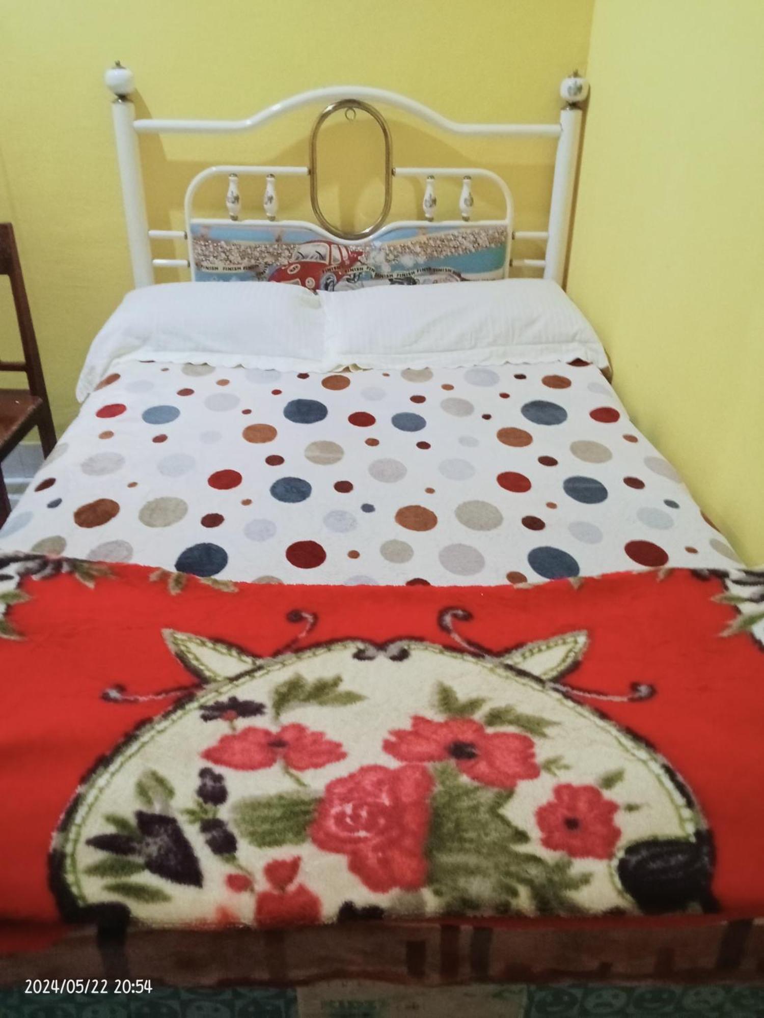 Petra Homestay Bangka Leda Ruteng Exterior foto